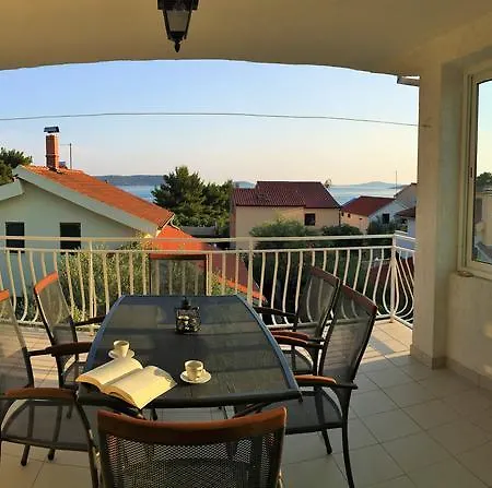 Apartment Marin